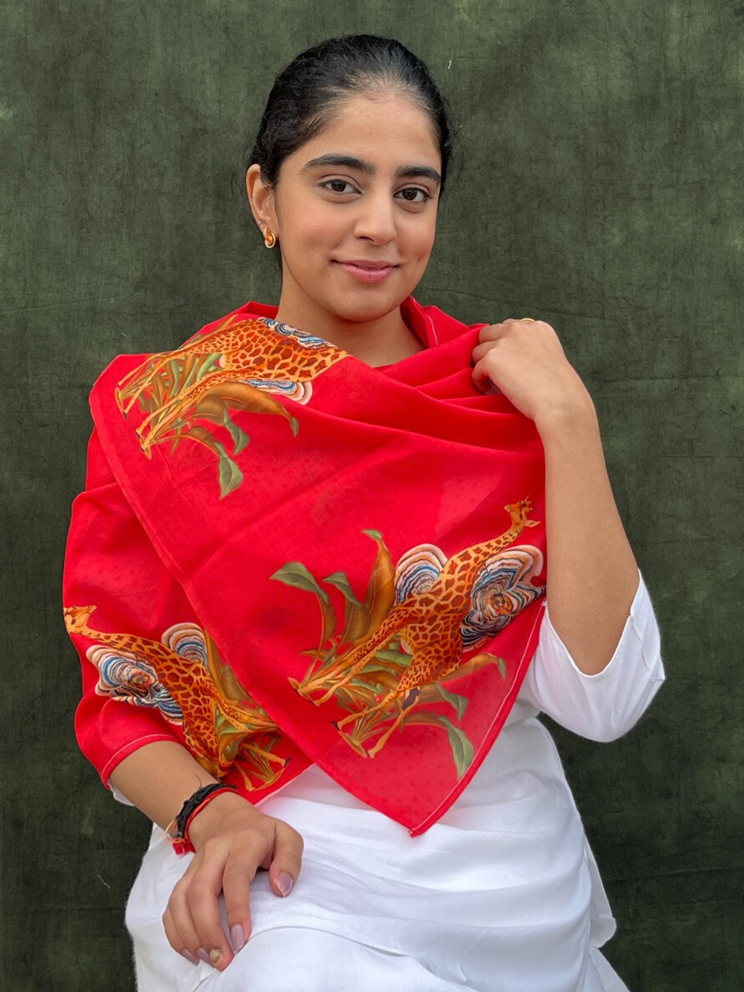 

BUTA BUTI Women Floral Printed Cotton Scarf, Orange