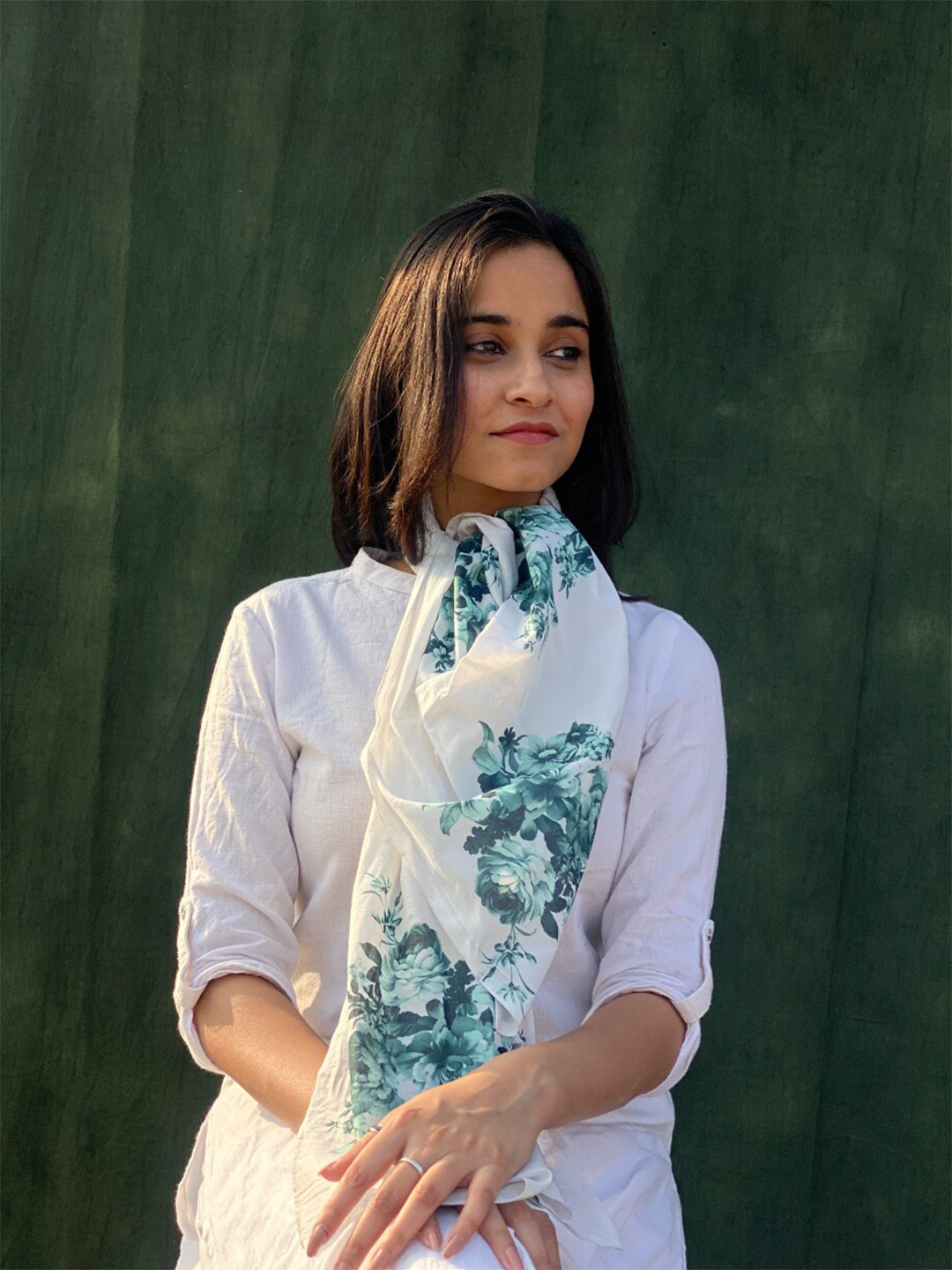 

BUTA BUTI Floral Printed Cotton Stole, White