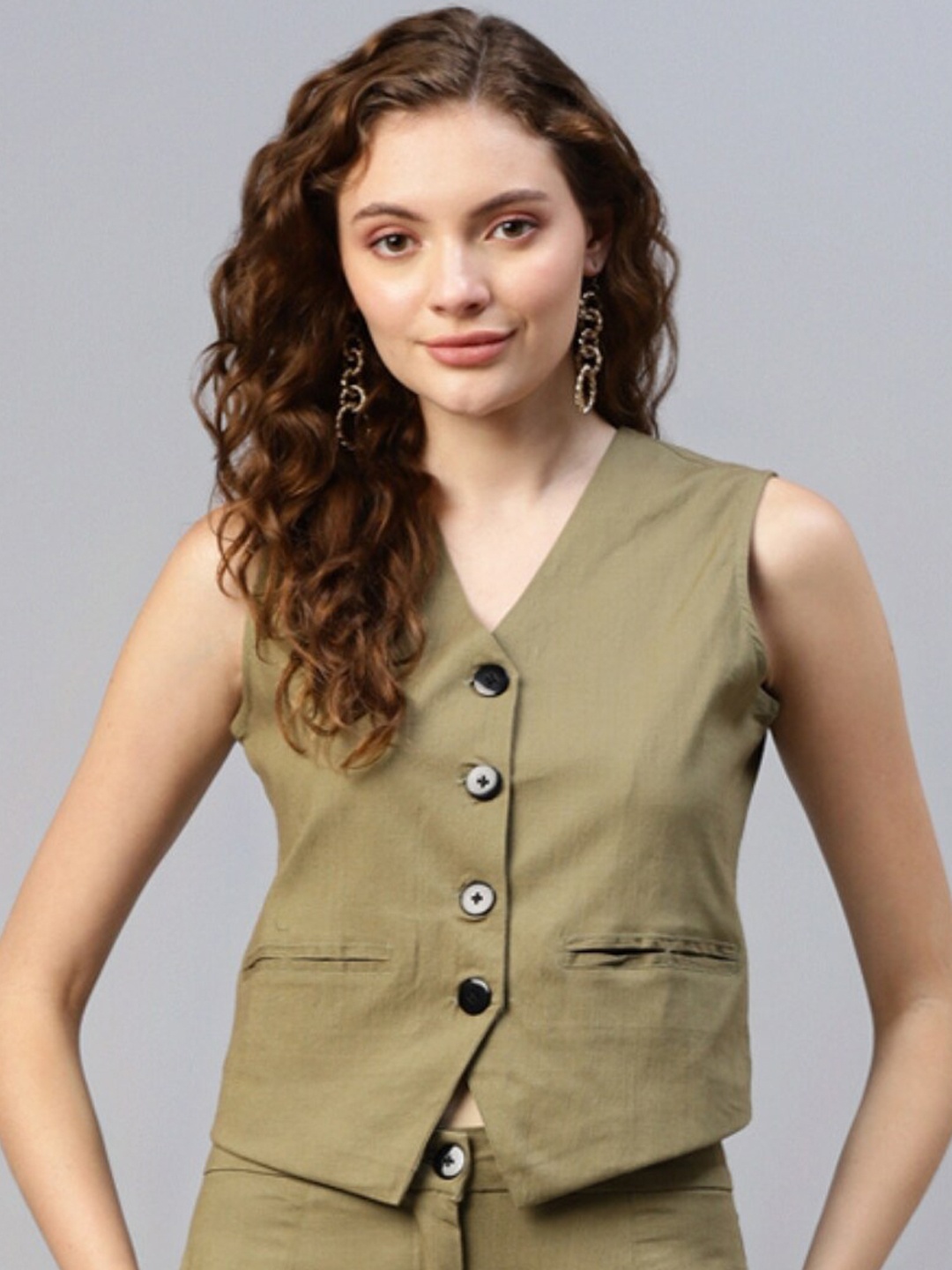 

DEEBACO V-Neck Sleeveless Slim-Fit Waistcoat, Khaki