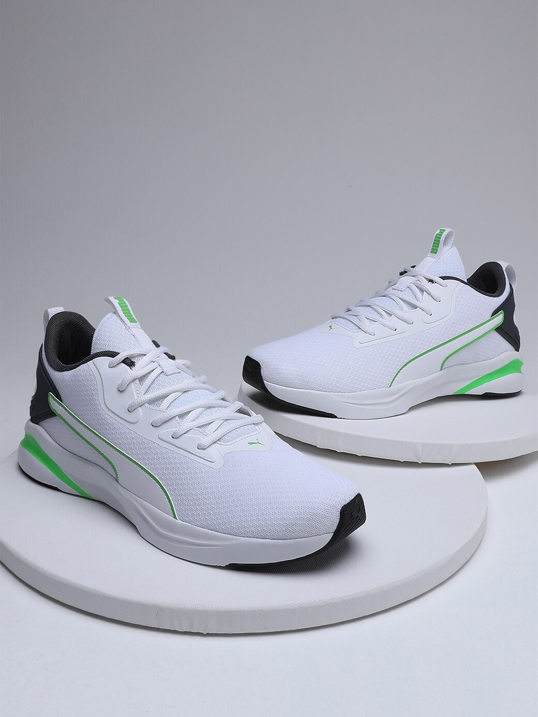

Puma Men Softride Rift Runlyn Running Shoes, White
