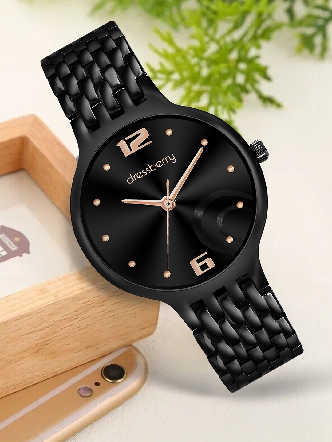 

DressBerry Women Black Stainless Steel Straps Analogue Watch DB-016-Black