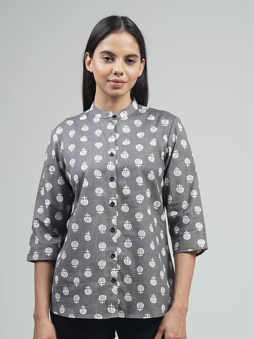 

IDK Geometric Printed Band Collar Regular Top, Grey