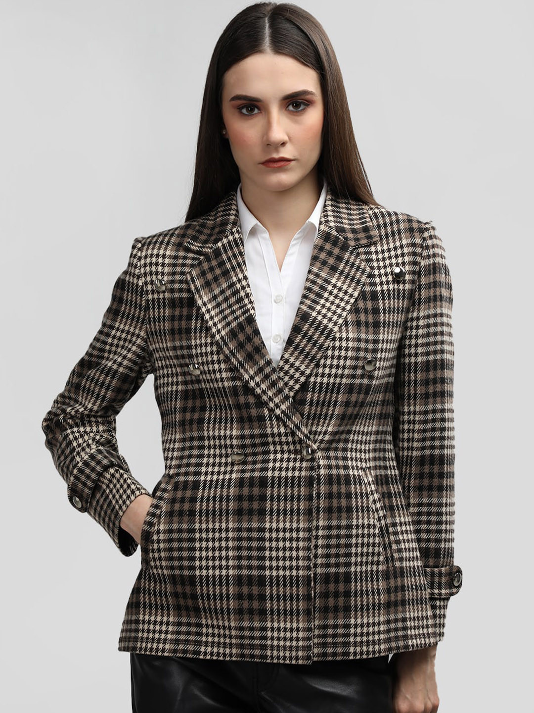 

Chemistry Checked Notched Lapel Long Sleeves Double-Breasted Overcoat, Beige