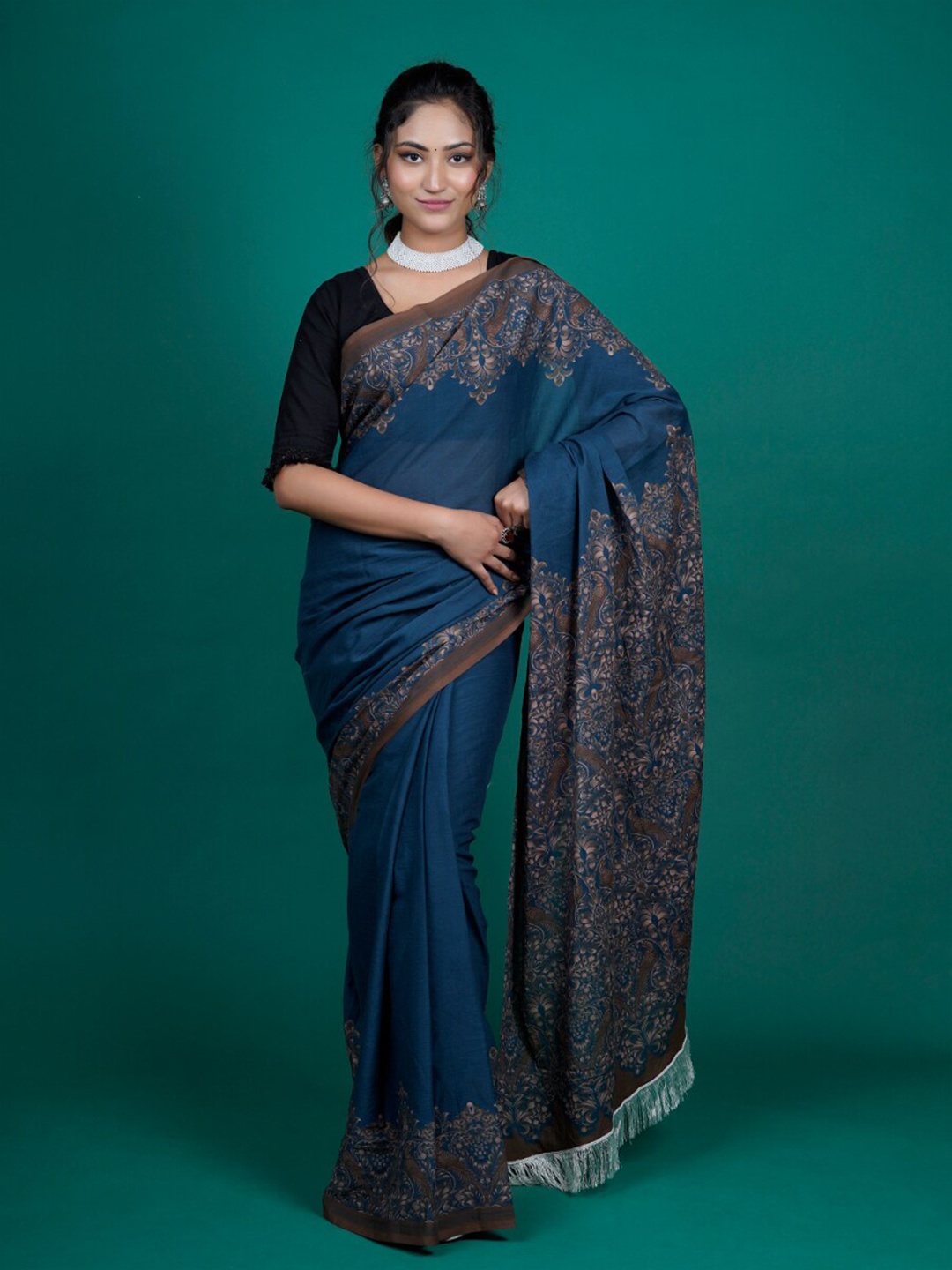 

BUTA BUTI Ethnic Printed Pure Cotton Tasseled Saree, Navy blue