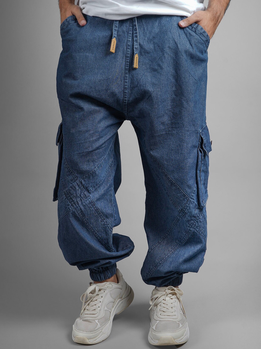 

BOMBAY TROOPER Men Mid-Rise Cotton Denim Cargos Joggers, Blue
