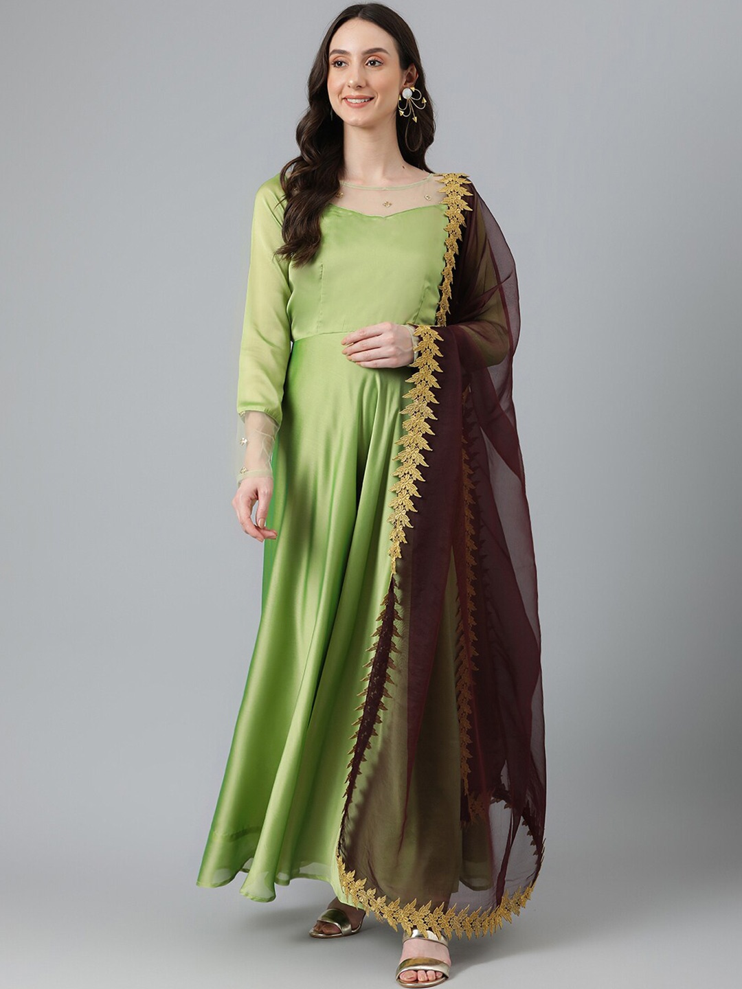 

Vinya Long Sleeves Georgette Maxi Ethnic Dress With Dupatta, Green