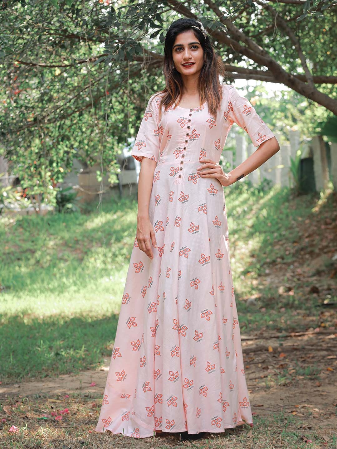 

Vinya Floral Printed Fit and Flare Maxi Ethnic Dress, Peach