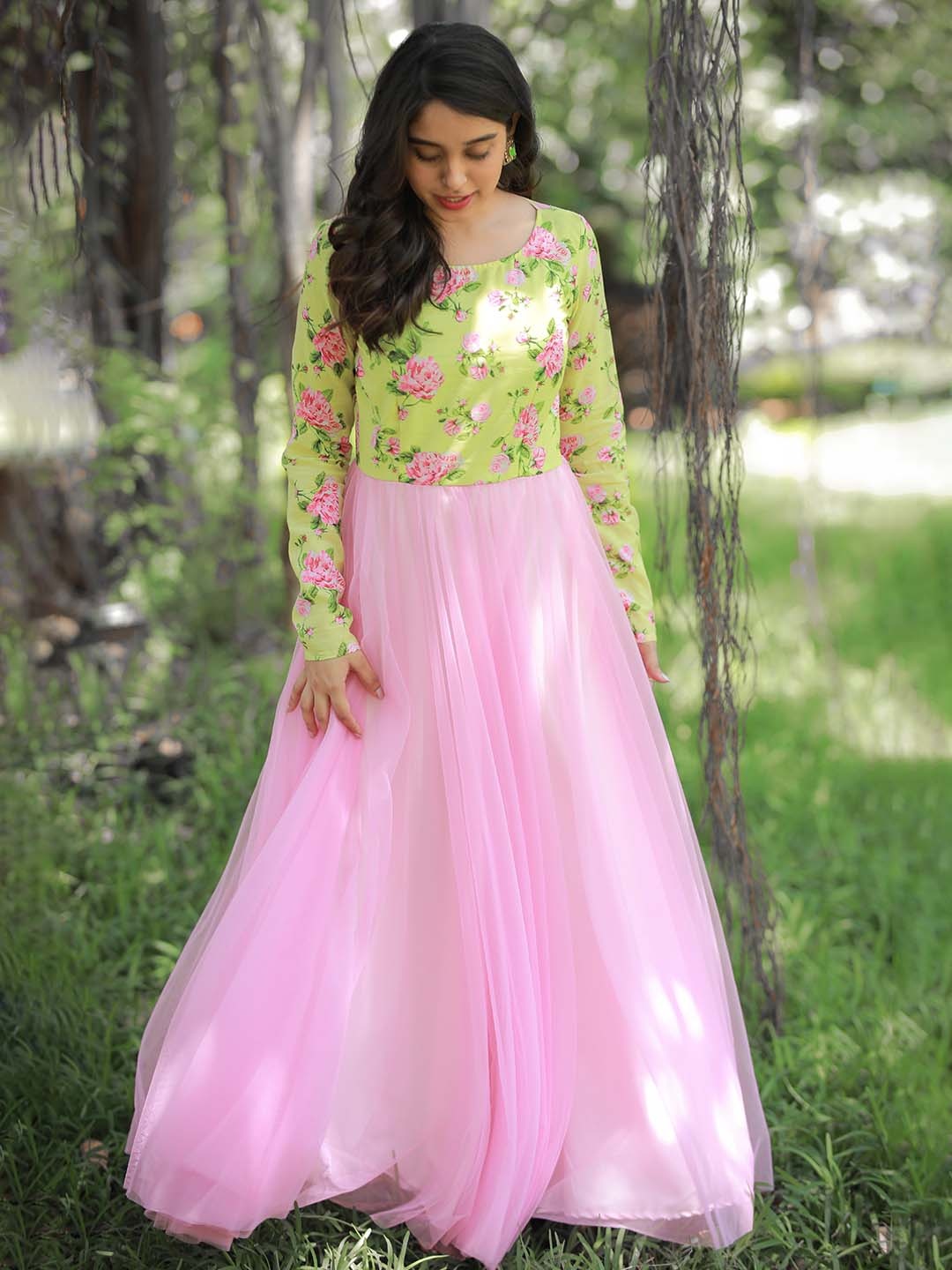 

Vinya Floral Printed Fi & Flare Net Maxi Ethnic Dress, Green