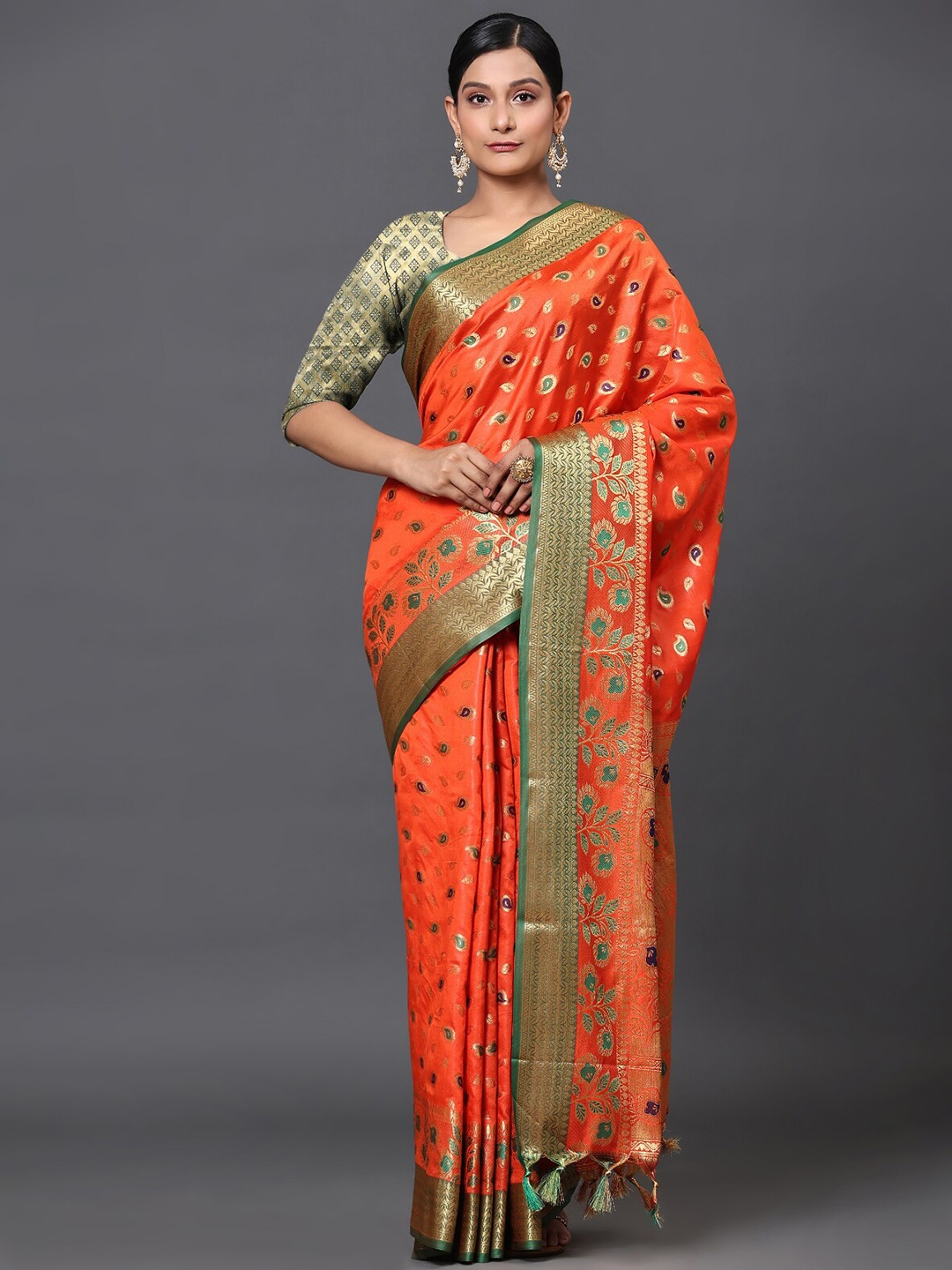 

GoStyle Paisley Woven Design Zari Banarasi Saree, Orange