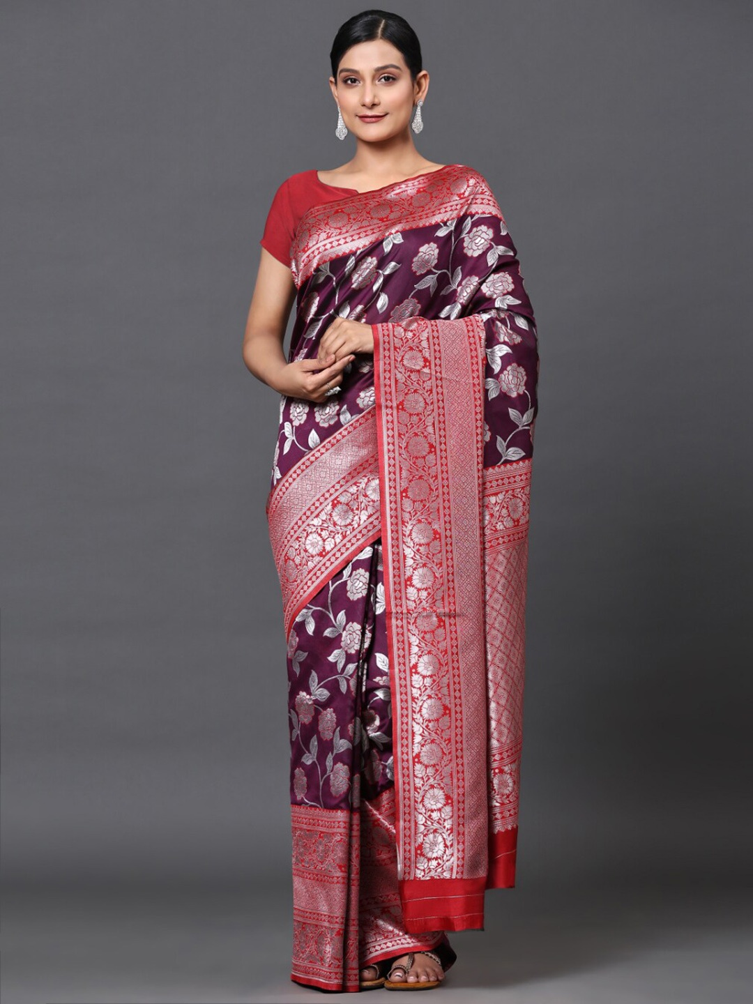

GoStyle Floral Woven Design Zari Banarasi Saree, Purple