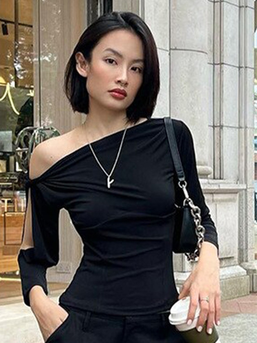 

StyleCast Black One Shoulder Regular Top