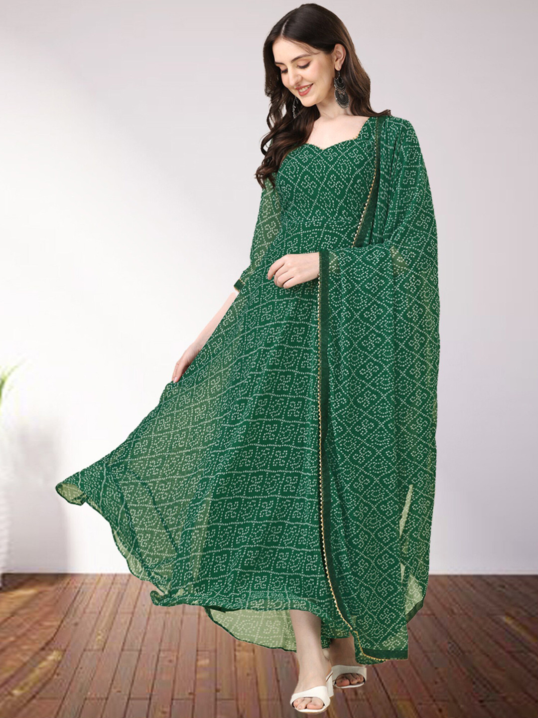

N N ENTERPRISE Women Green Ethnic Motifs Printed Kurti With Dupatta