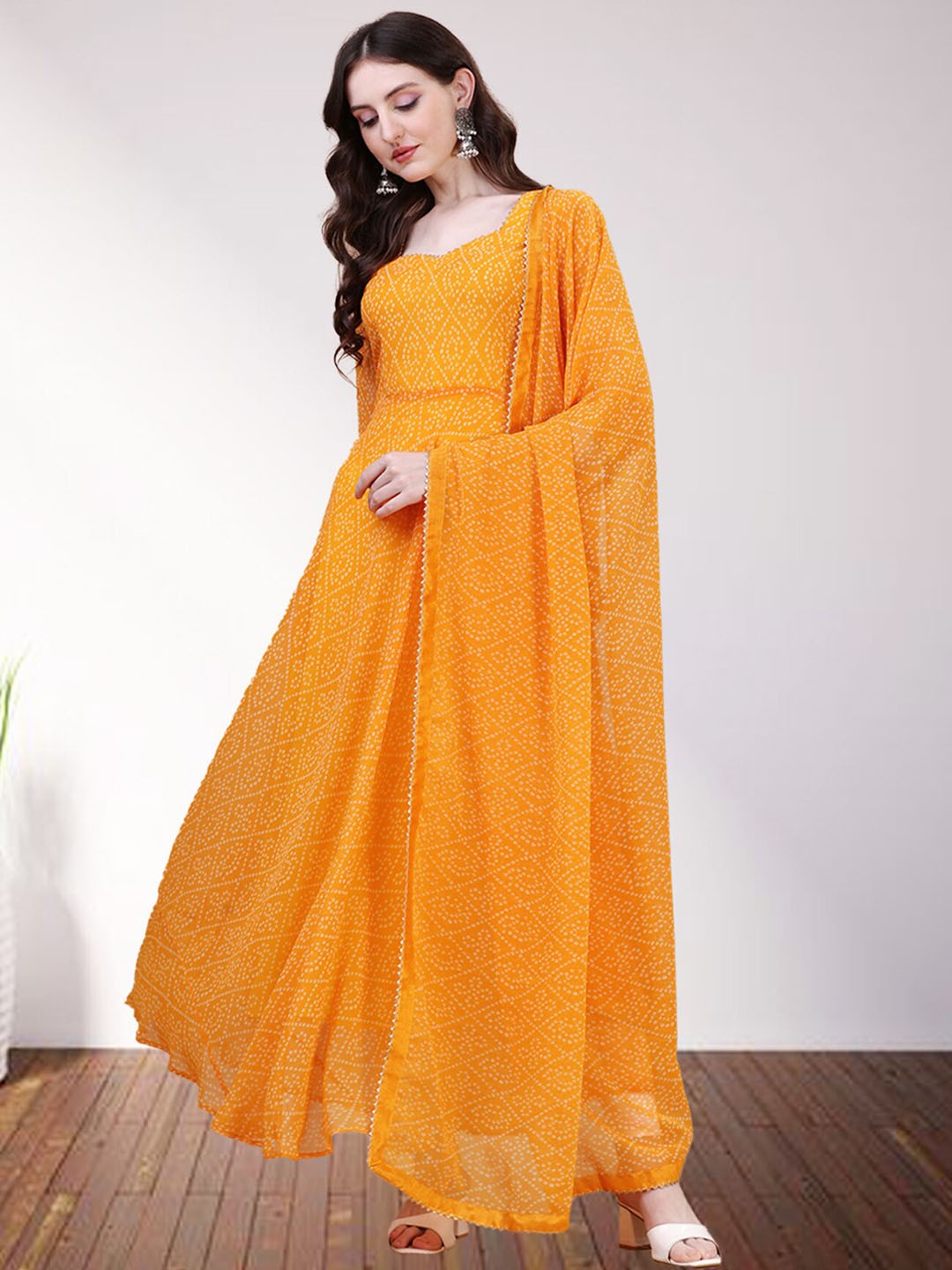 

N N ENTERPRISE Women Yellow Ethnic Motifs Printed Kurti With Dupatta
