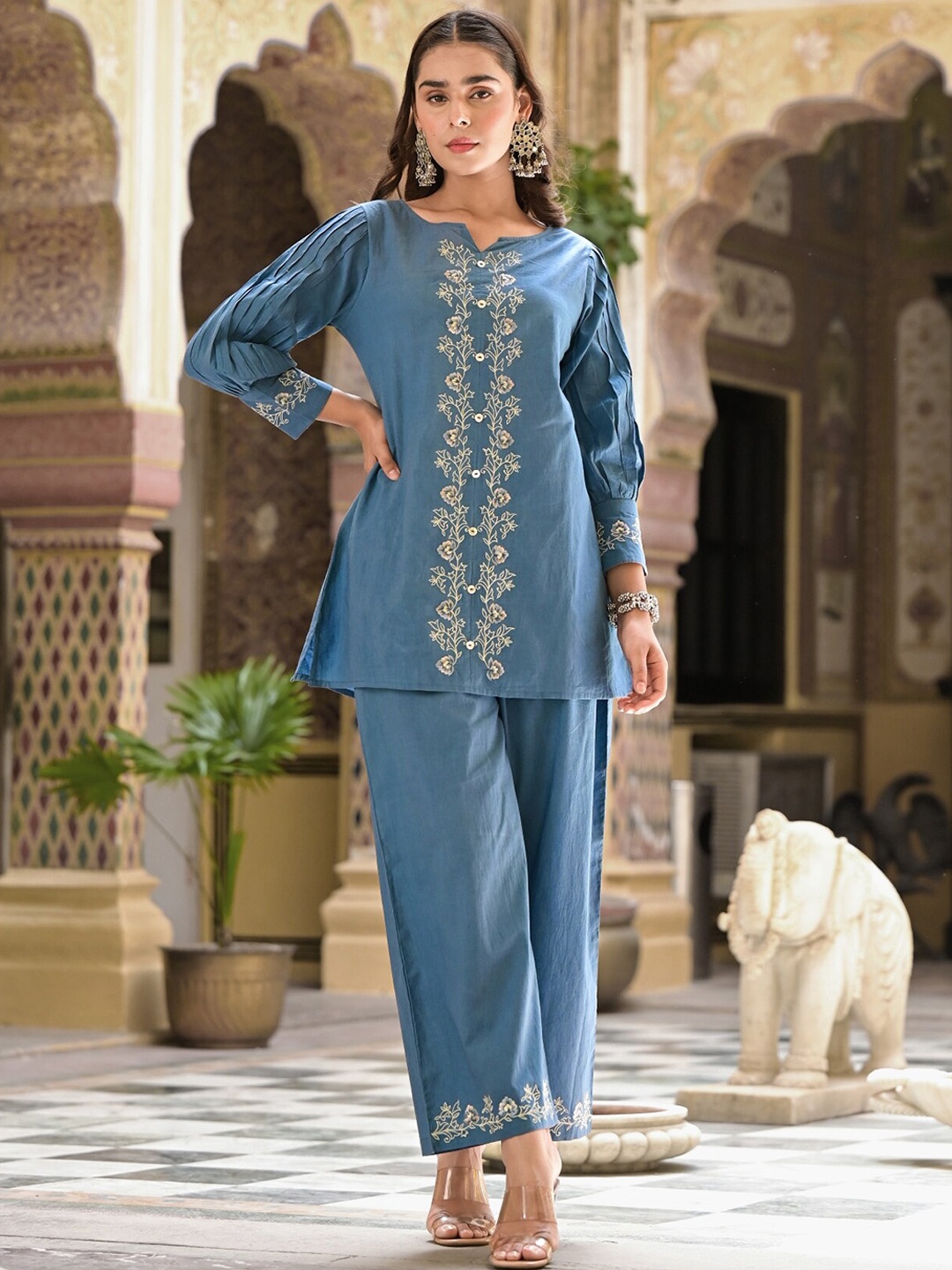

The Kapas Embroidered Pure Cotton Co-Ords, Blue
