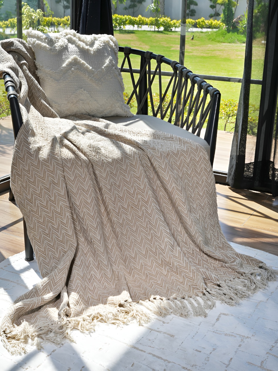 

GRHAMOY Brown & Beige Self-Design Cotton Throws