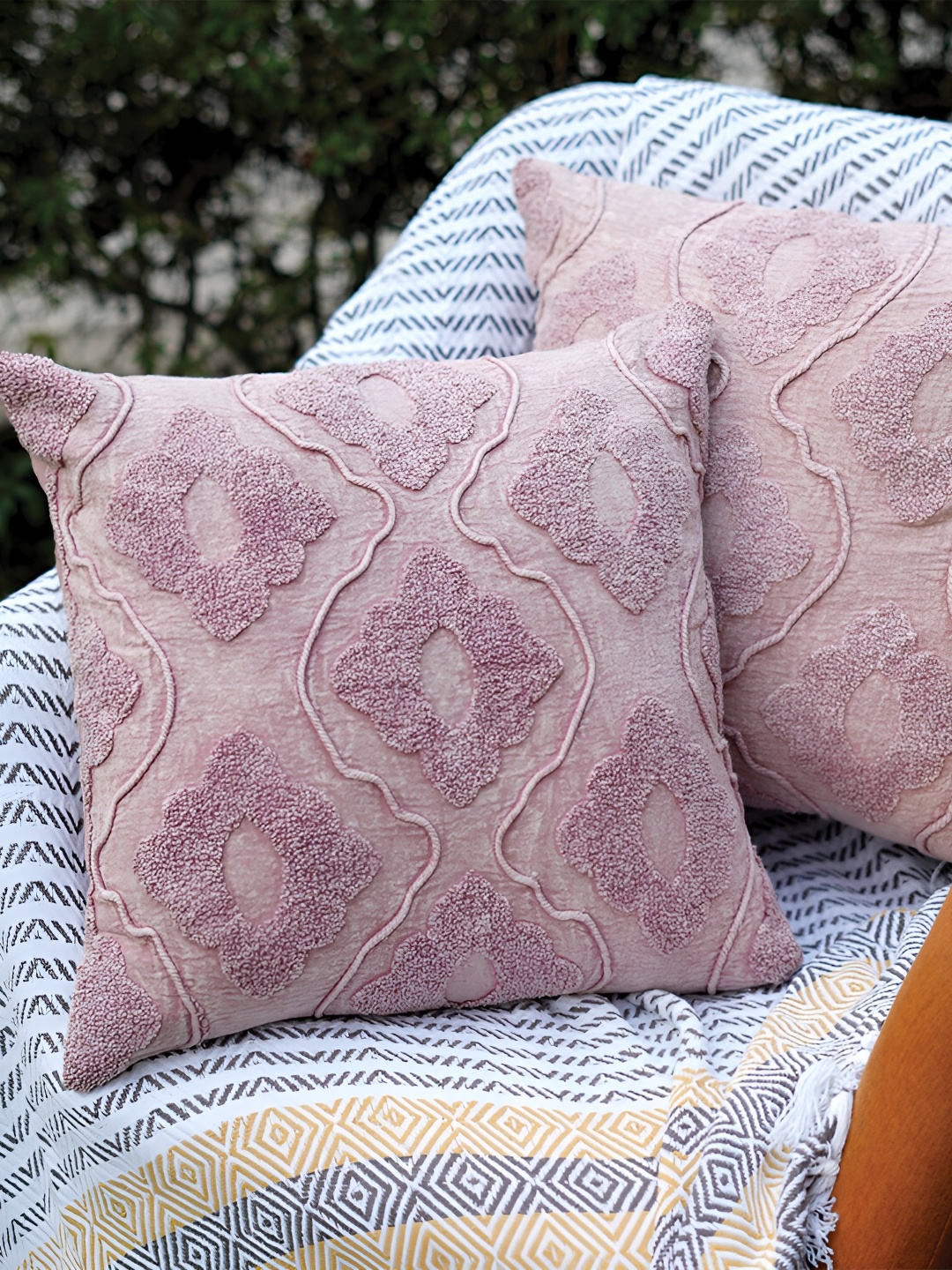 

GRHAMOY Pink 2 Pieces Ethnic Motifs Cotton Rectangle Cushion Covers