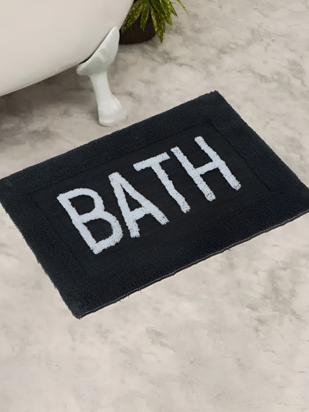 

GRHAMOY Black White Embossed 210 GSM Cotton Soft Rectangle Bath Rugs