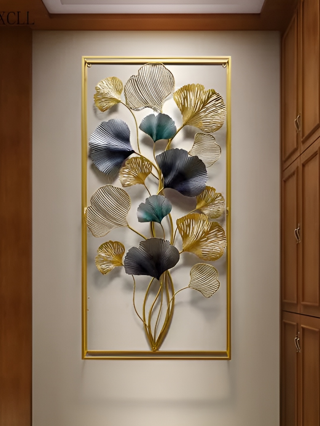 

HANDICRAFTS TOWN Gold Toned & Grey Metal Wall Decor