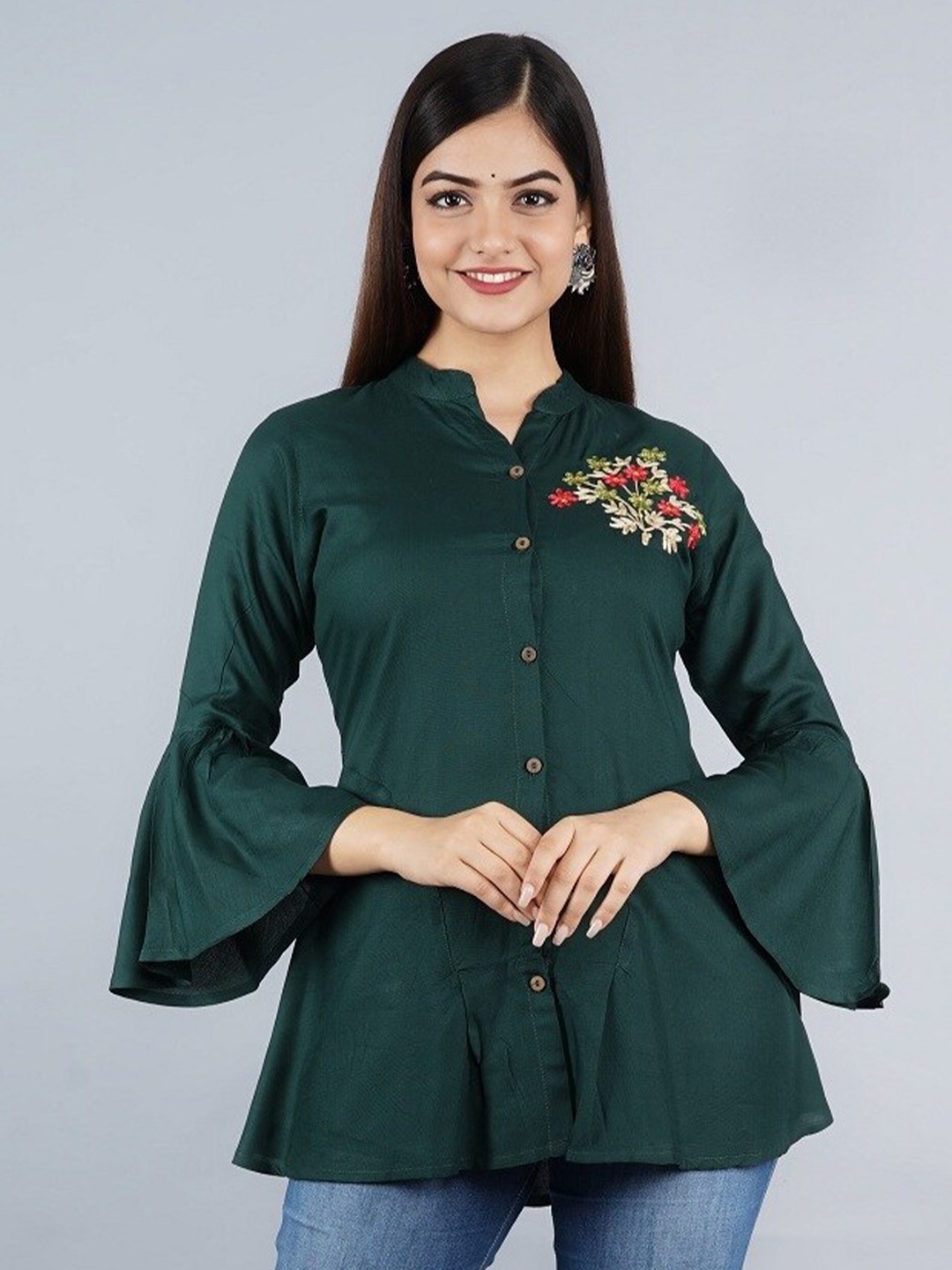 

MANKSH Green Embroidered Top