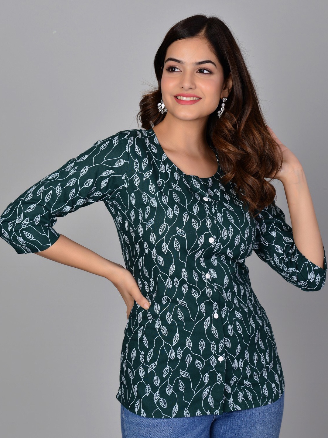 

MANKSH Green Print Top