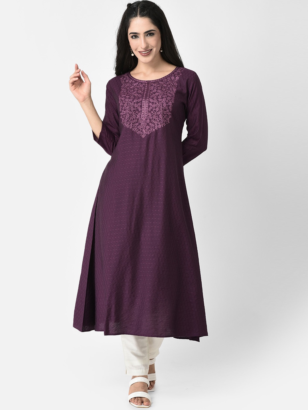 

Span Floral Embroidered A-Line Kurta, Purple