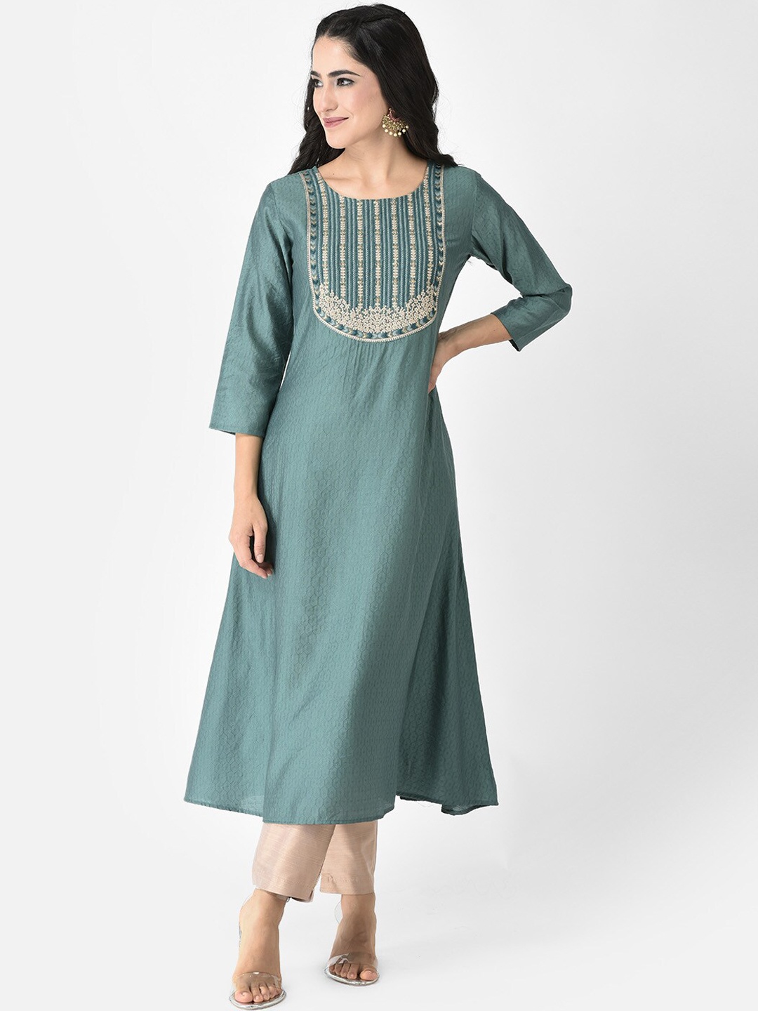 

Span Floral Embroidered Three-Quarter Sleeves Thread Work A-Line Kurta, Green