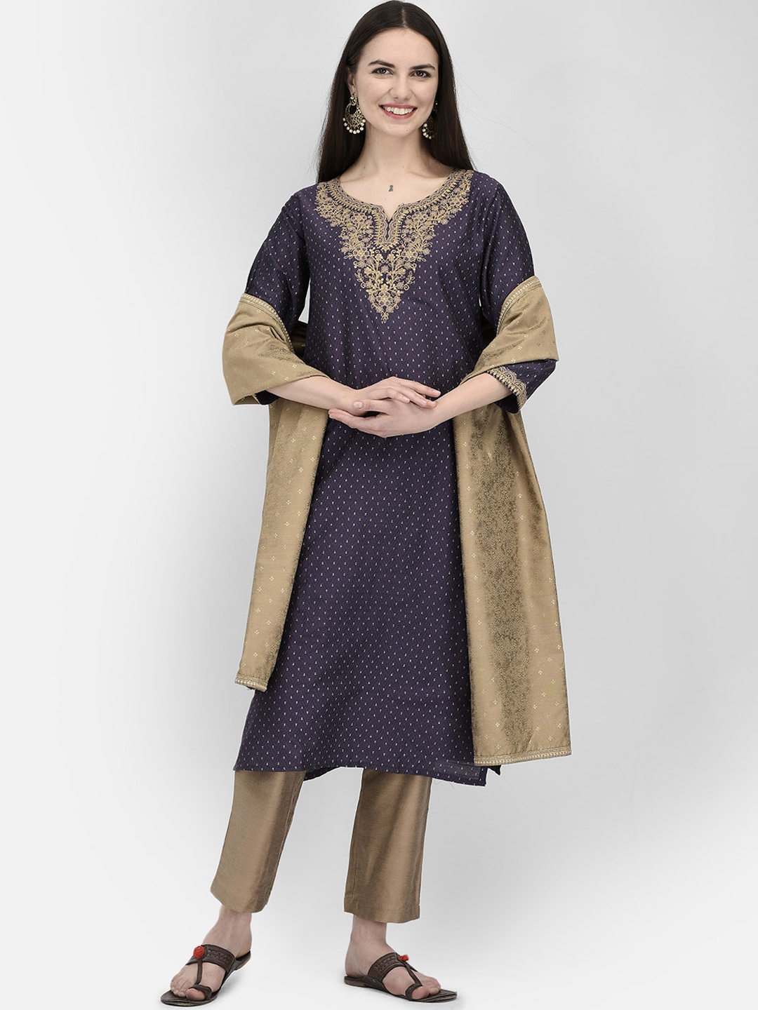 

Span Ethnic Motifs Embroidered Three-Quarter Sleeves Silk Straight Kurta, Purple