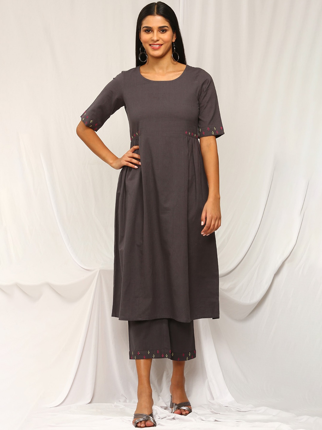 

Stylefables Ethnic Motifs Embroidered Linen A-Line Kurta with Pyjamas, Grey
