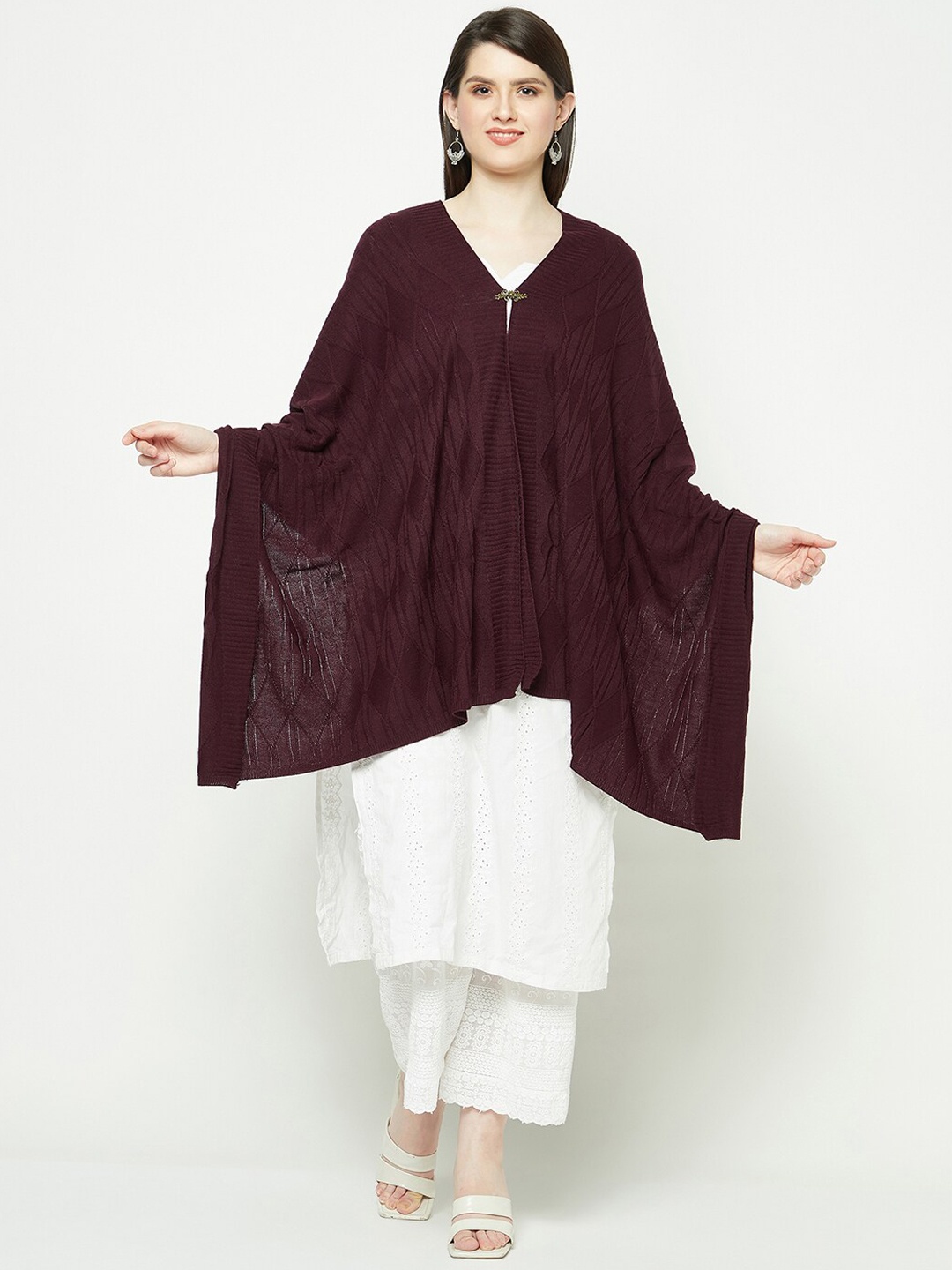 

Knitstudio Knitted Shawl, Maroon
