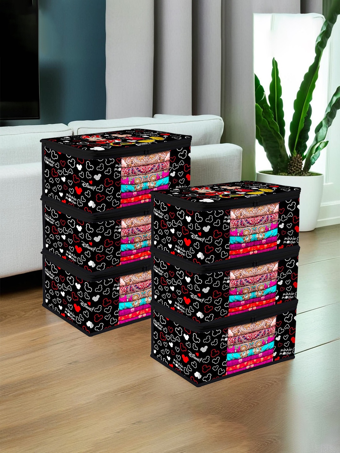 

Kuber Industries Black 6 Pieces Printed Saree Organisers