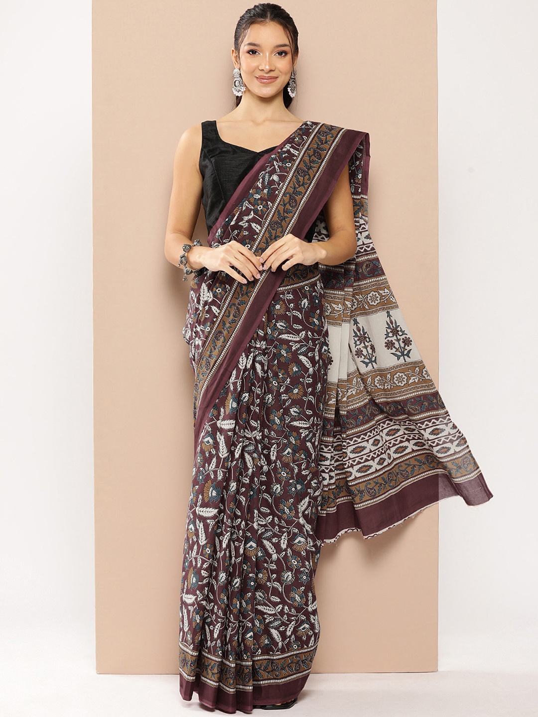 

Yufta Maroon Floral Voile Saree