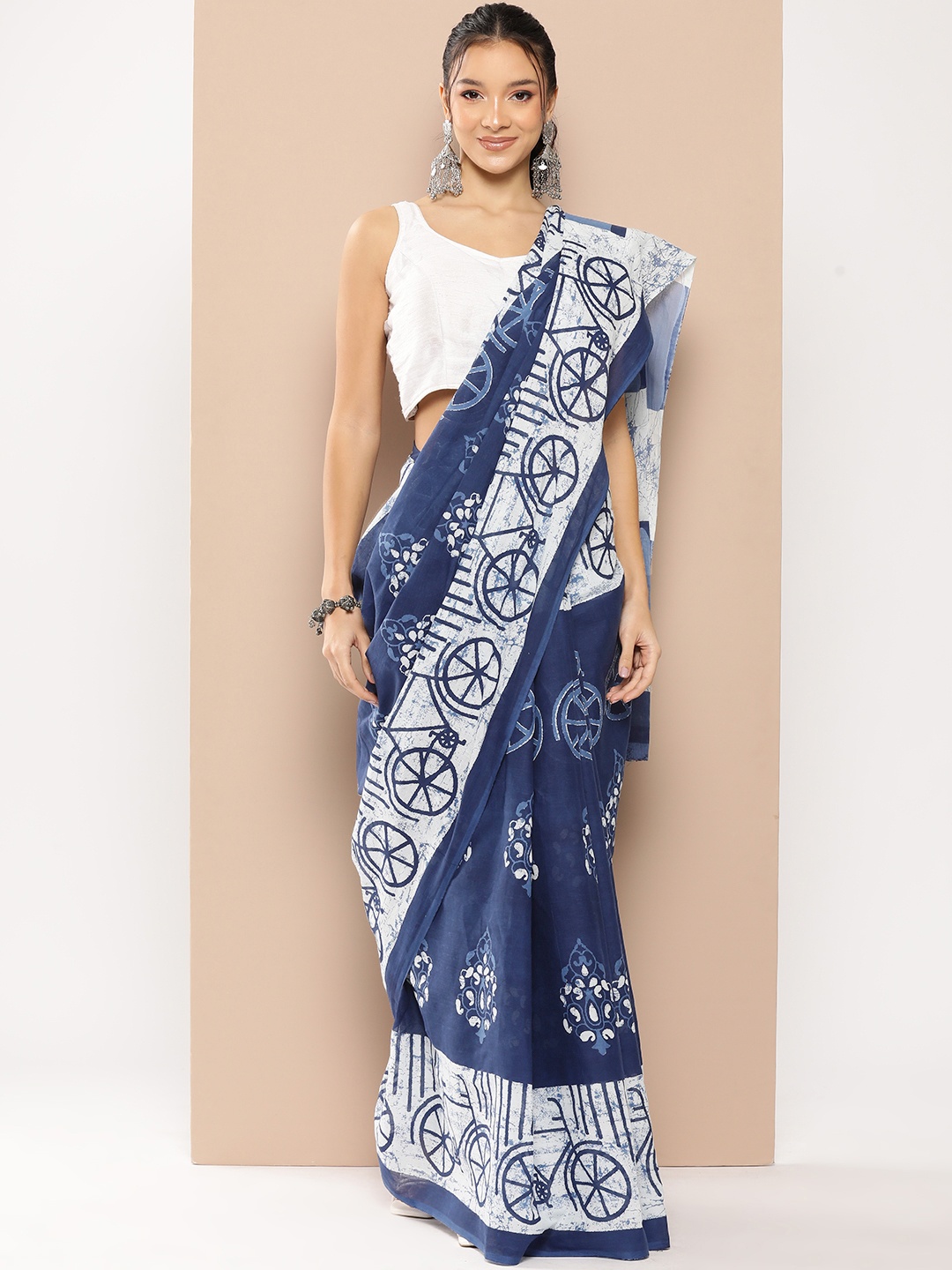 

Yufta Blue Ethnic Motifs Voile Block Print Saree