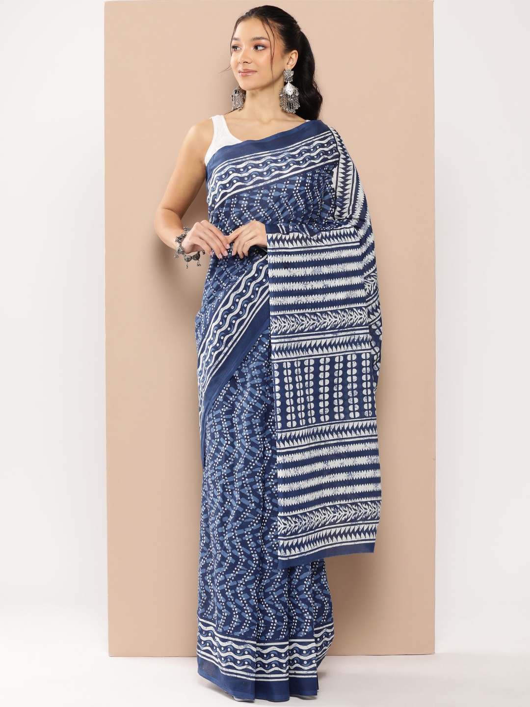 

Yufta Blue Voile Block Print Saree