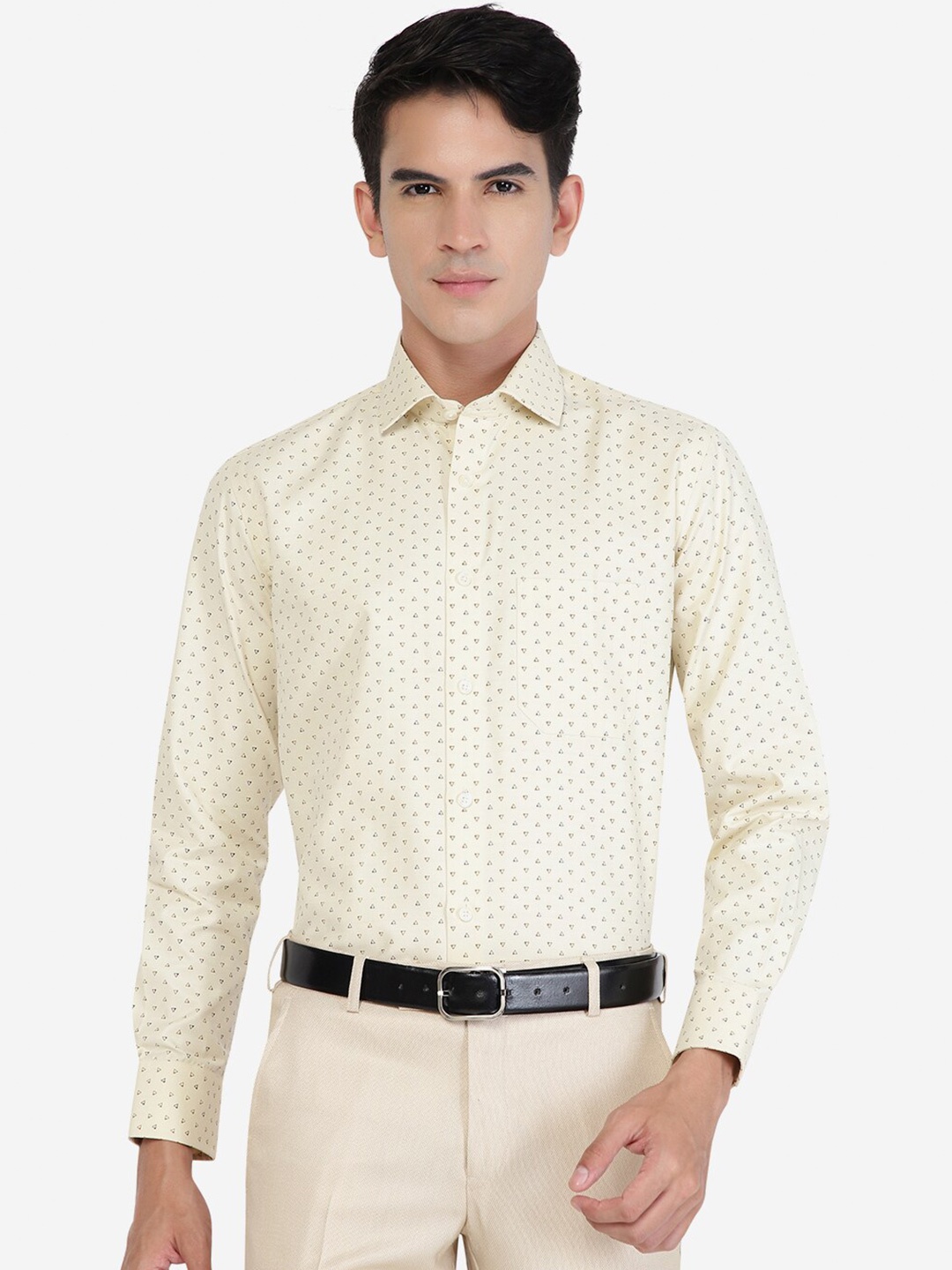 

Greenfibre Slim Fit Micro Ditsy Printed Formal Shirt, Yellow