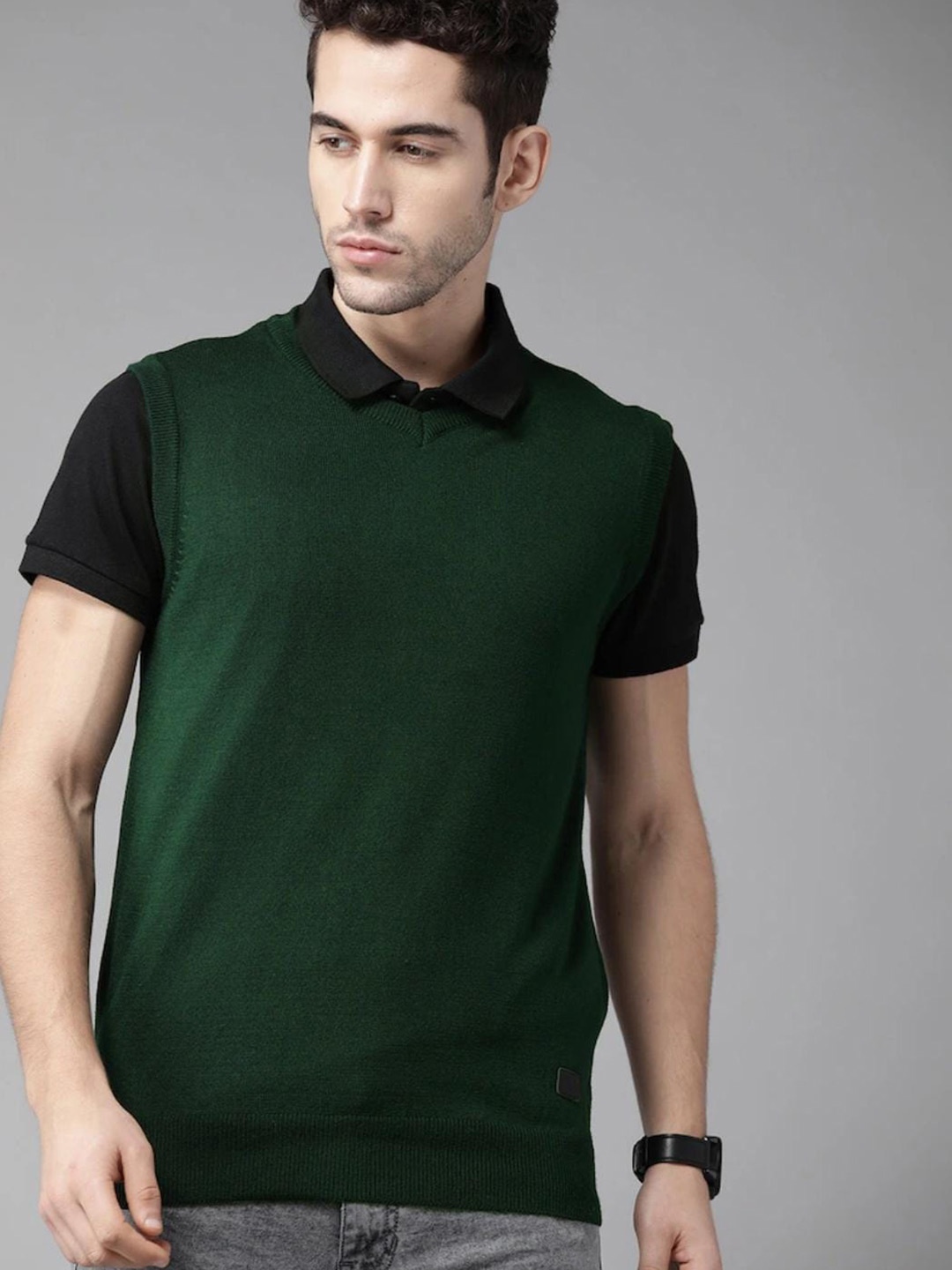 

The Roadster Life Co. V-Neck Sleeveless Pure Acrylic Sweater Vest, Green