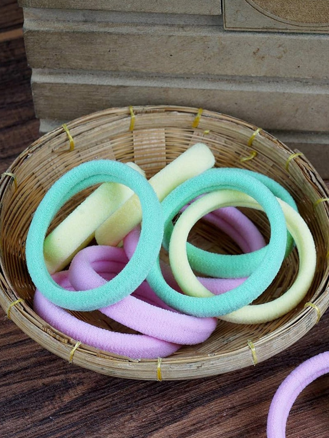 

OOMPH Set of 10 Ponytail Holders, Pink