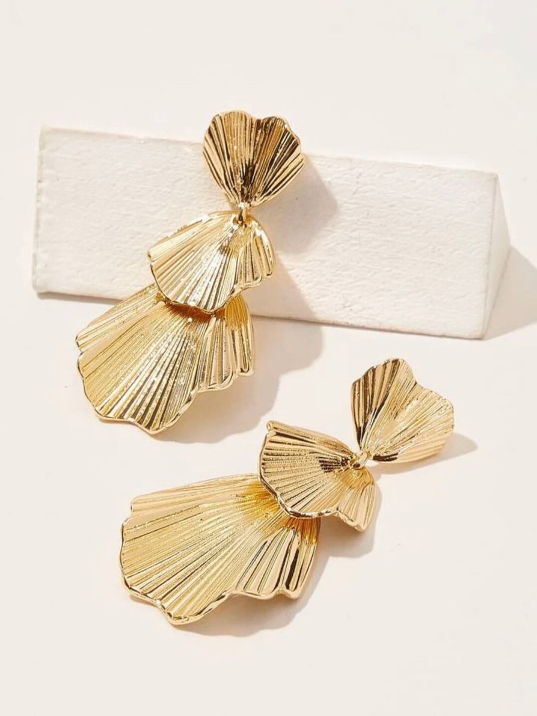 

OOMPH Contemporary Drop Earrings, Gold