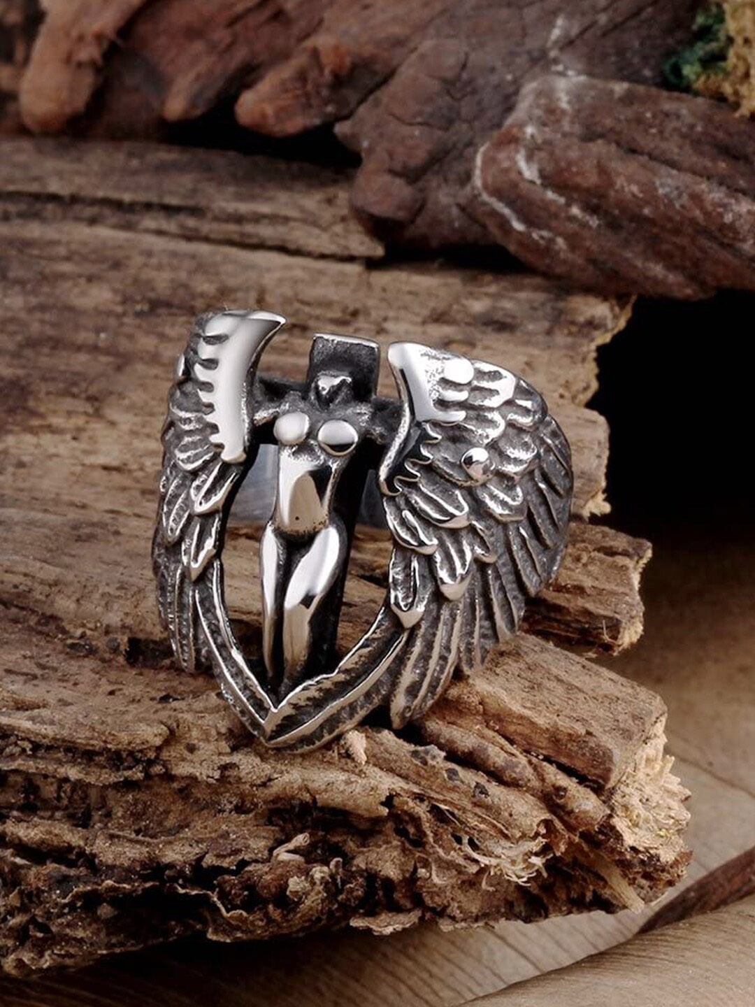 

OOMPH Men Stainless Steel Bikers Finger Ring, Silver