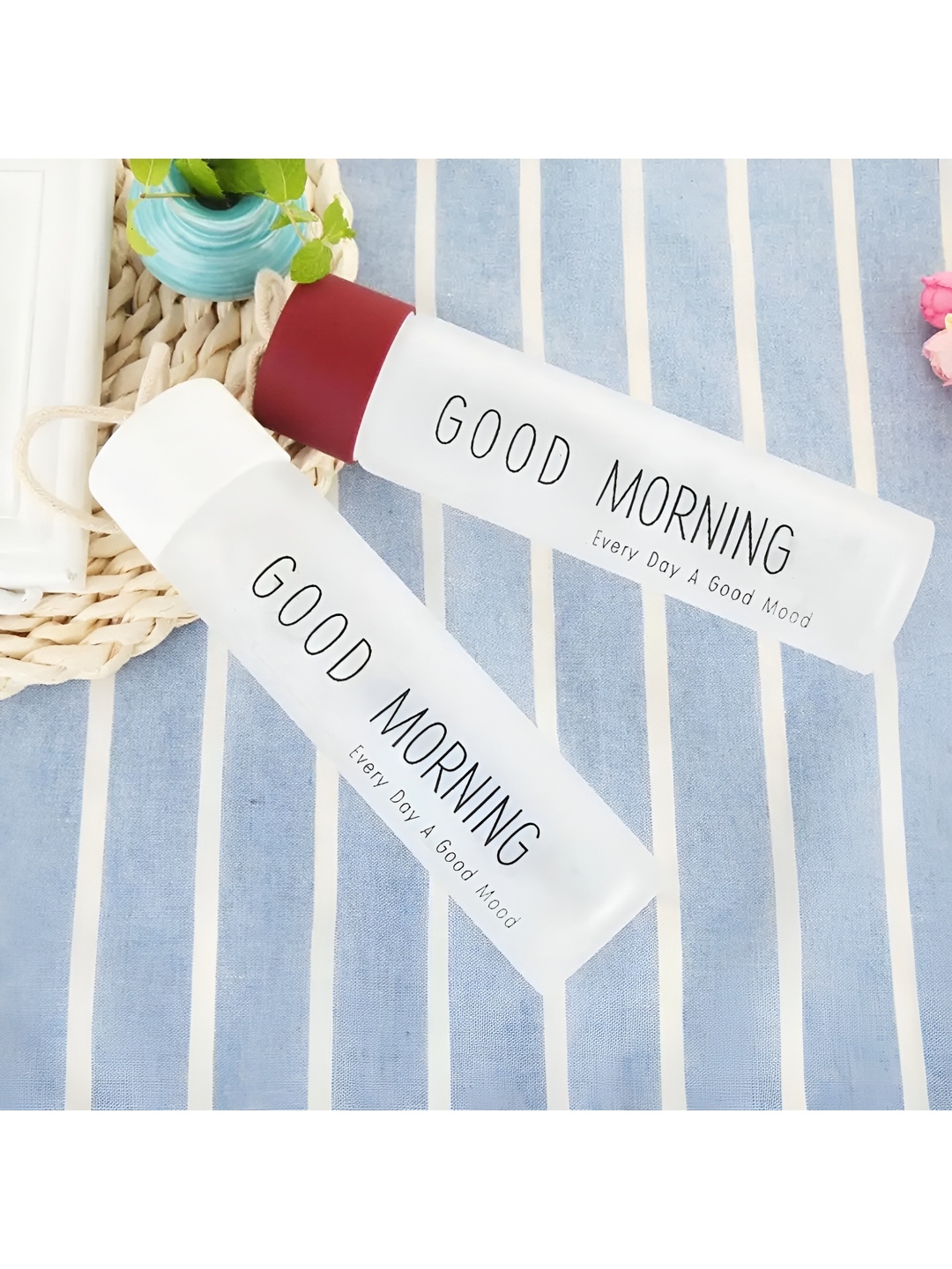 

WELOUR White & Red 2 Pieces Glass Solid Water Bottle 450ml, Maroon
