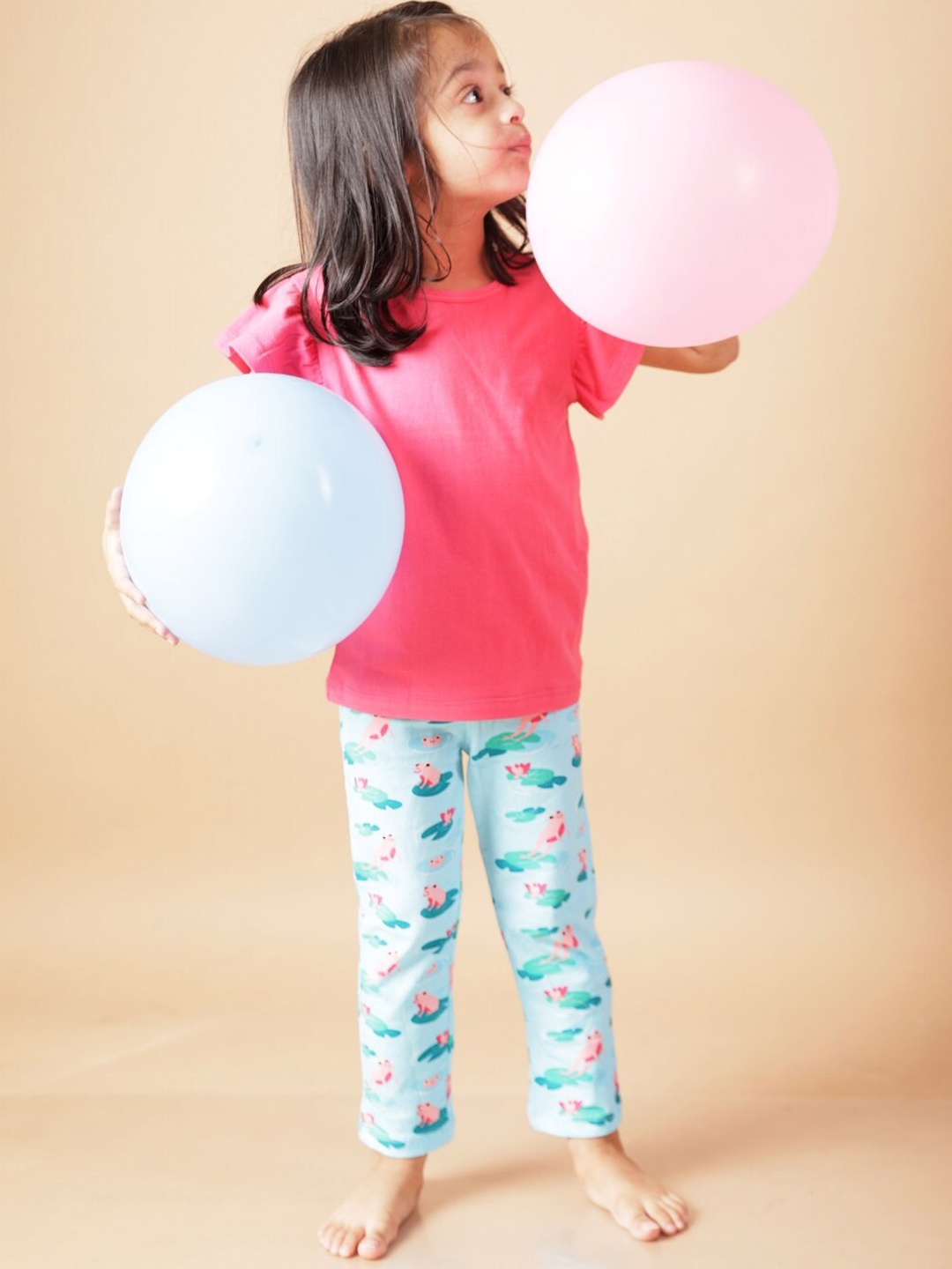 

Ola! Otter Infant Girls Printed Organic Cotton Ankle Length Leggings, Blue