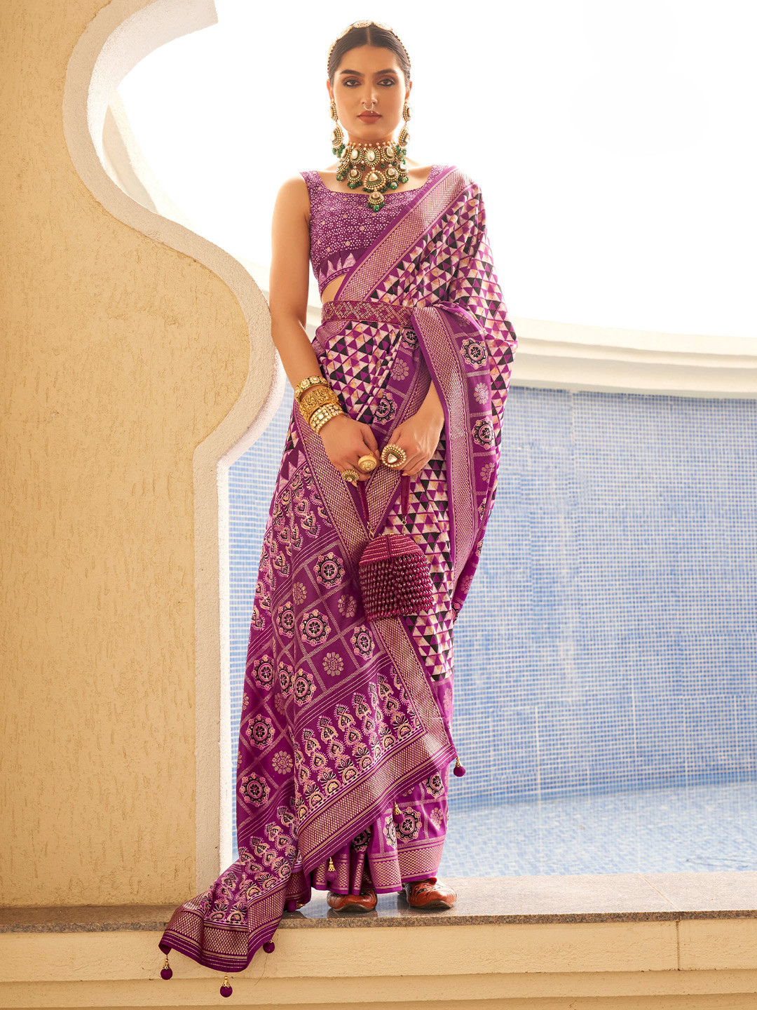 

Mitera Purple Ethnic Motifs Printed Zari Saree