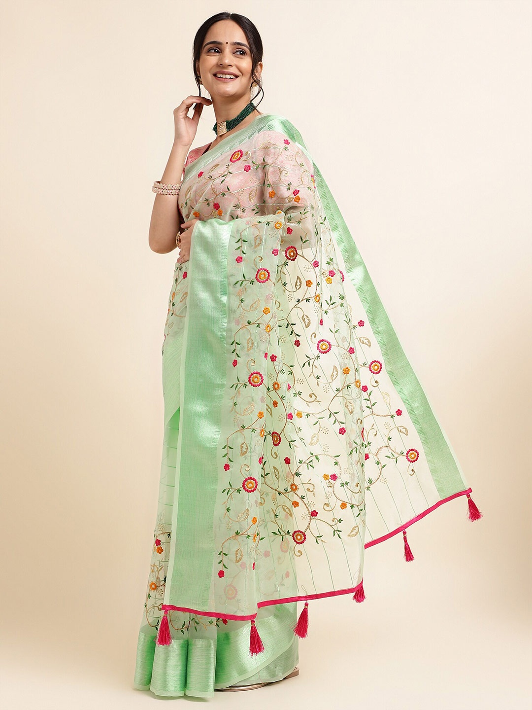 

FABMORA Floral Embroidered Organza Saree, Green