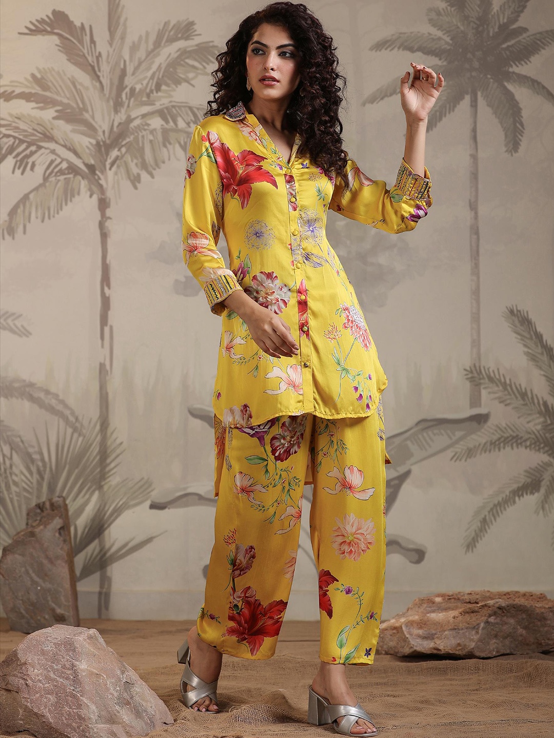 

SCAKHI Floral Printed Co-Ord Set, Yellow