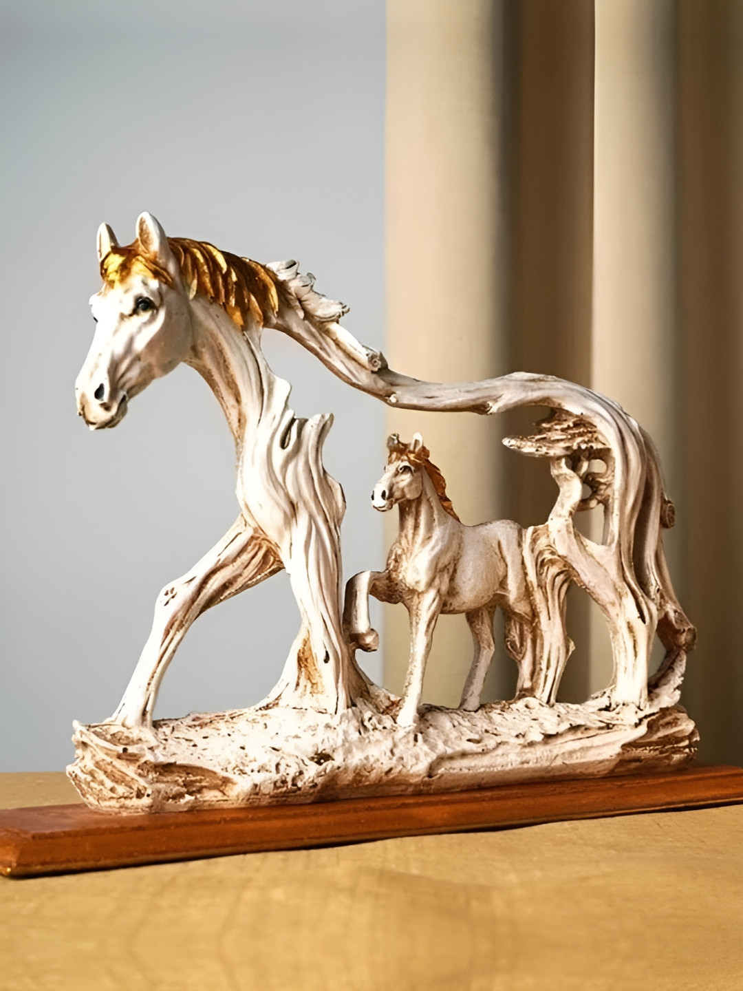 

Frizka White & Brown Animal Showpiece