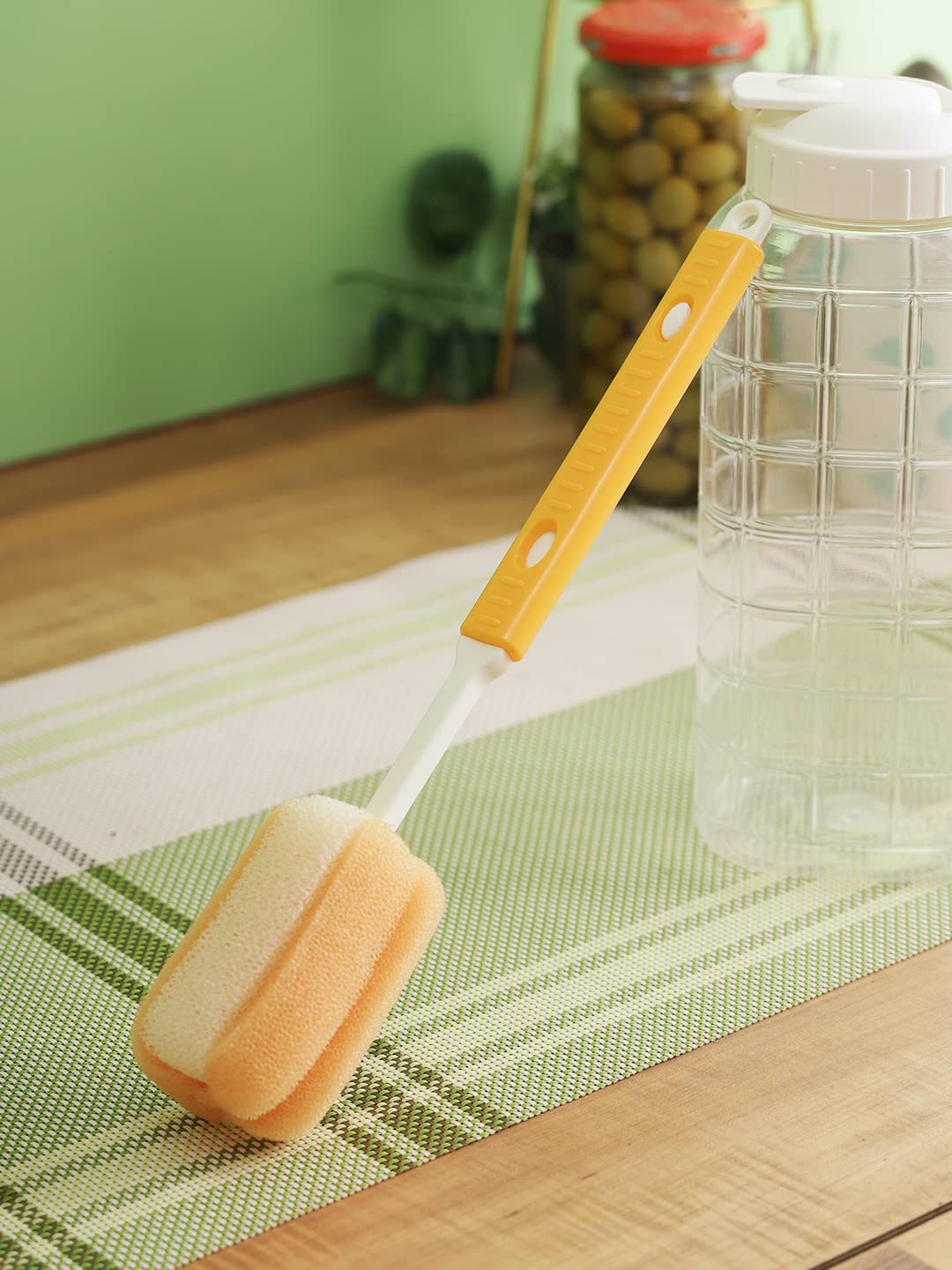 

Lock & Lock Sponge Brush Bottle Cleaner, Orange