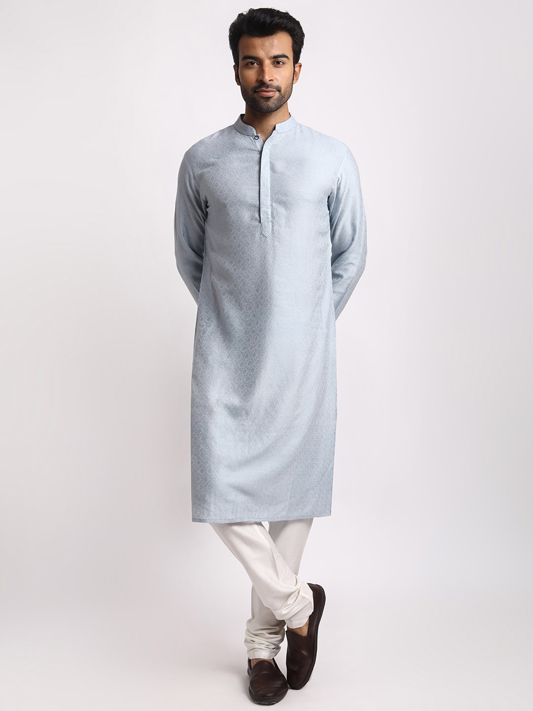 

Streaks & Crosses Ethnic Motifs Woven Design Mandarin Collar Straight Kurta with Churidar, Grey