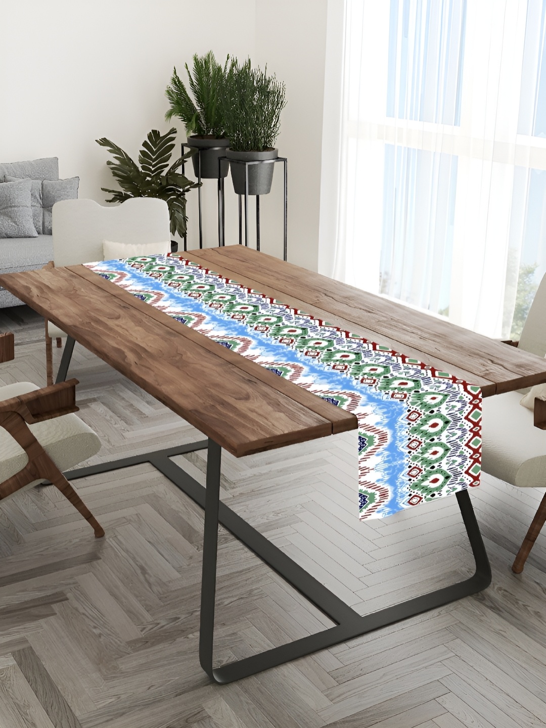

HOMADORN Blue Floral Printed 6-Seater Table Cover