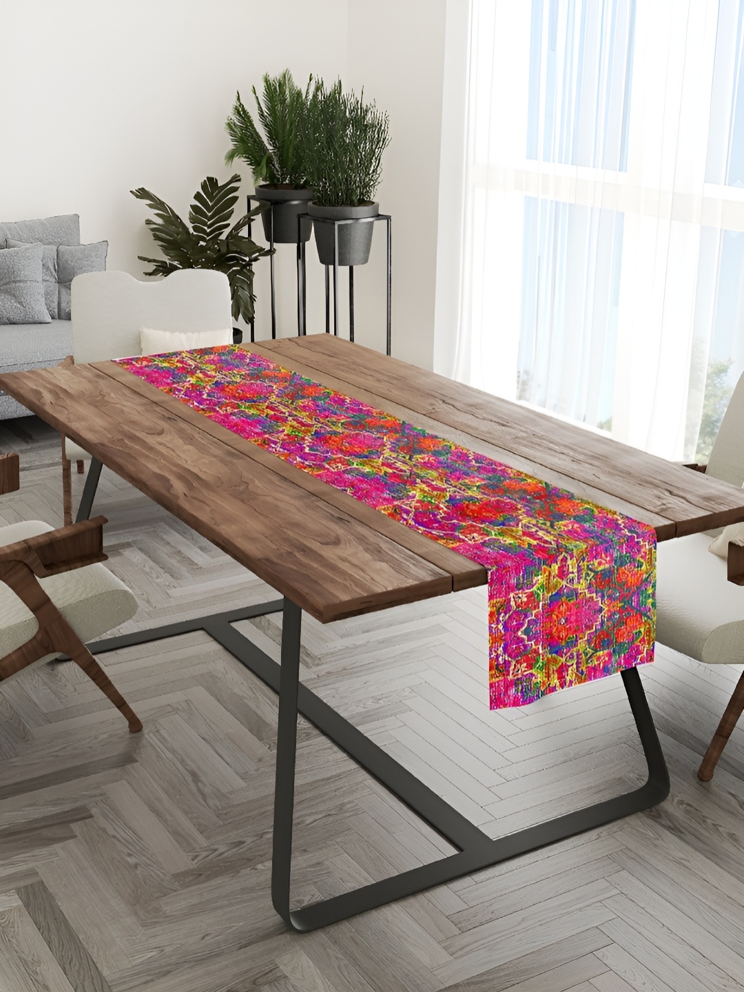 

HOMADORN Pink & yellow Printed 6-Seater Table Cover