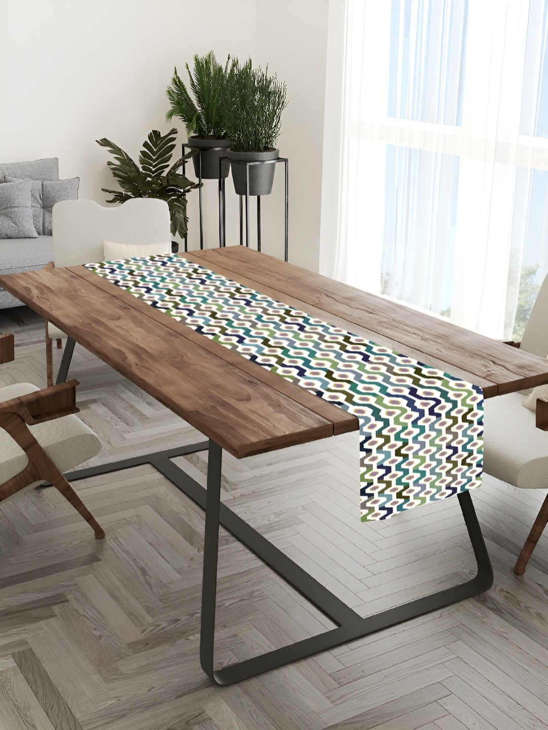 

HOMADORN Green & White Geometric 6-Seater Table Cover