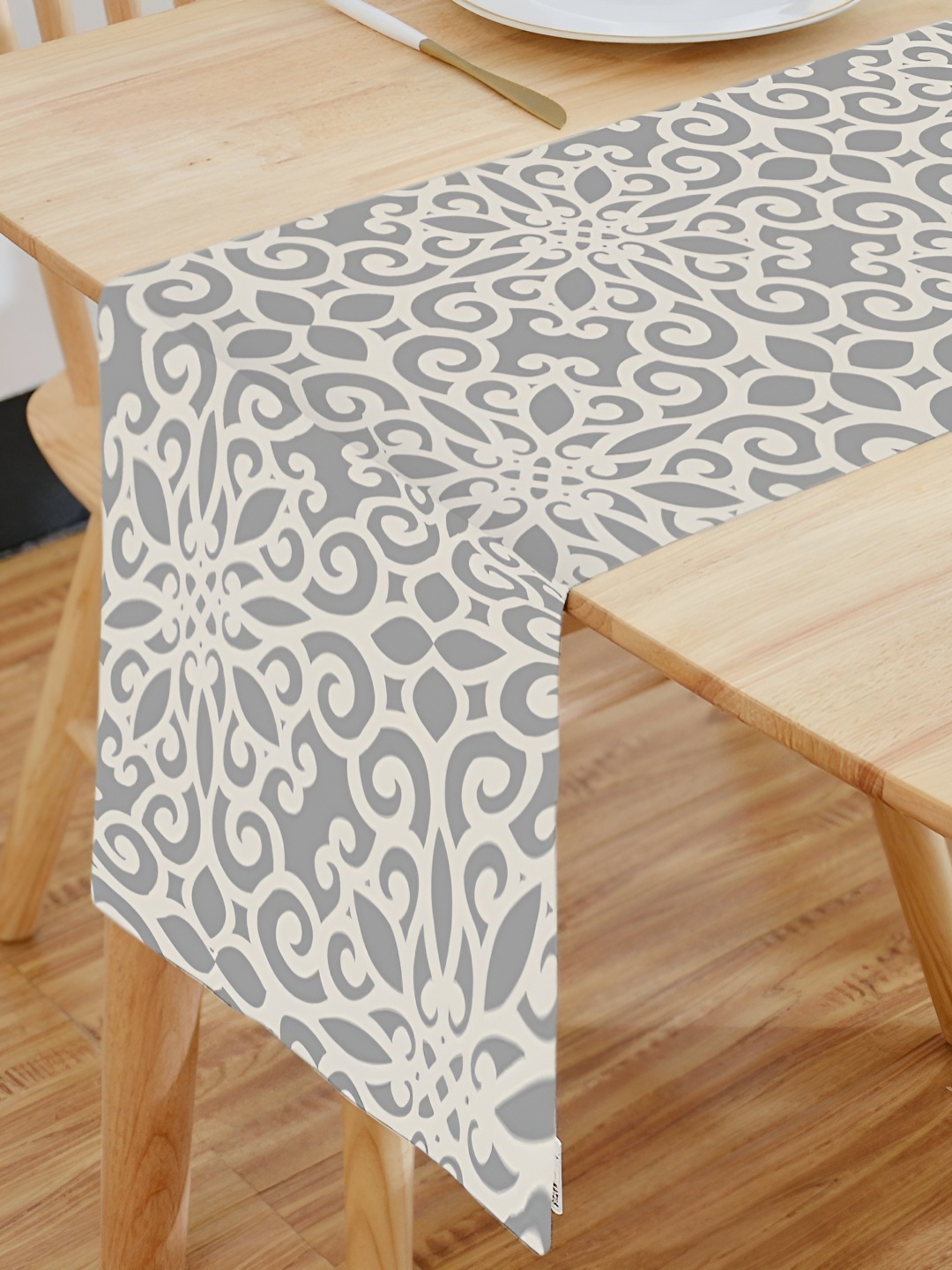 

HOMADORN Grey & Beige Ethnic Motifs Printed Table Runner